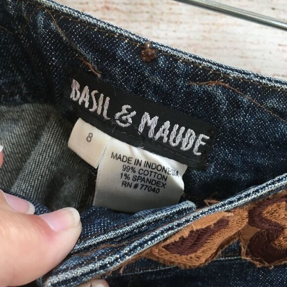 ANTHROPOLOGIE BASIL & MAUDE EMBROIDERED AND BEADED JEANS - Picture 9 of 10